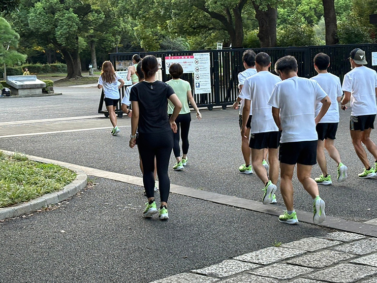 UNDER ARMOUR<アンダーアーマー>が進む地域密着型のランニングスタイル。ハラカドとコラボした「feel FLOW キャンペーン」を体験してみました！