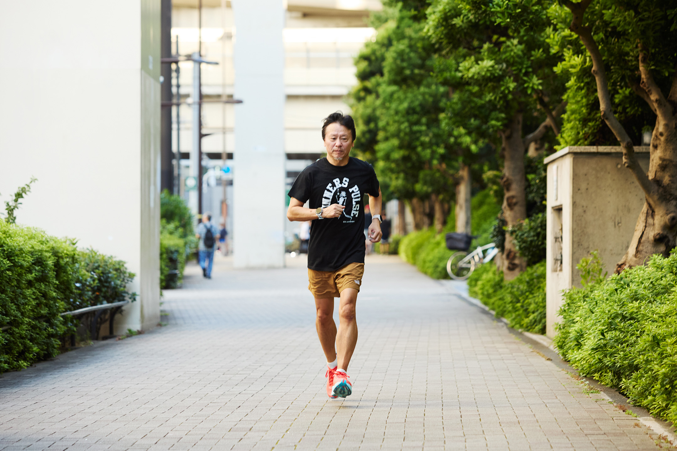 多くのランナーを魅了したYONEX のCARBON CRUISEにあらたな走行感の2モデルがリリースされた！