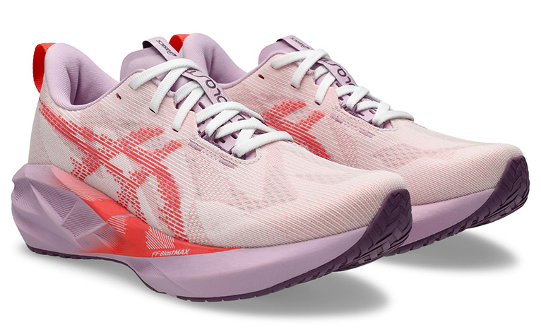 軽量で反発性に優れたASICS＜アシックス＞の「NOVABLAST」最新作。5代目モデルが11月21日より先行発売開始