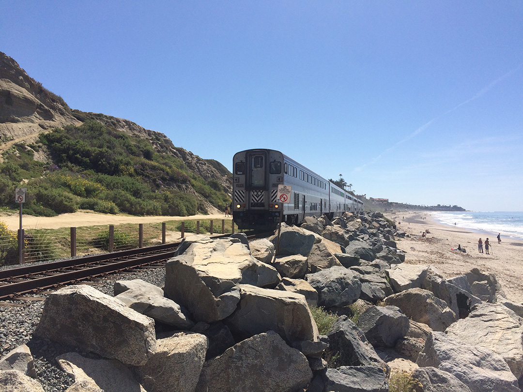 南カリフォルニアの海岸線を走る、鉄道旅＆ランのススメ