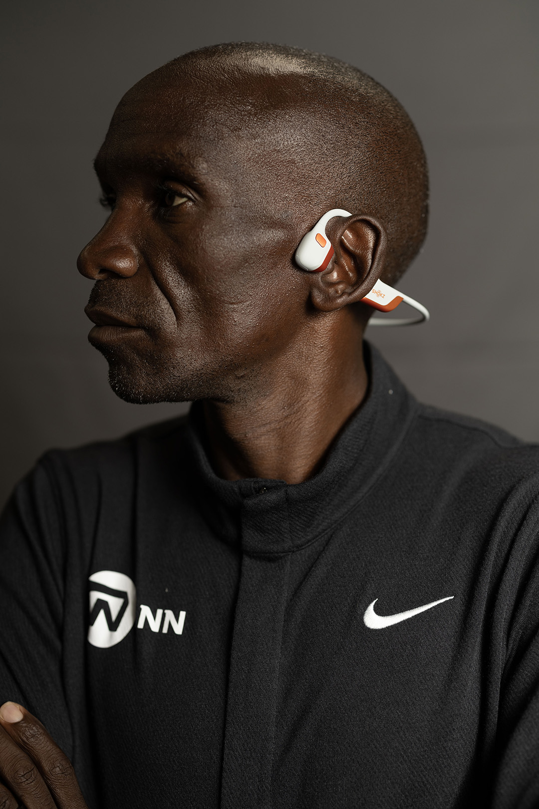 Shokz＜ショックス＞とエリウド・キプチョゲのコラボレーション第2弾。「OpenRun Pro 2」の限定版が発売開始