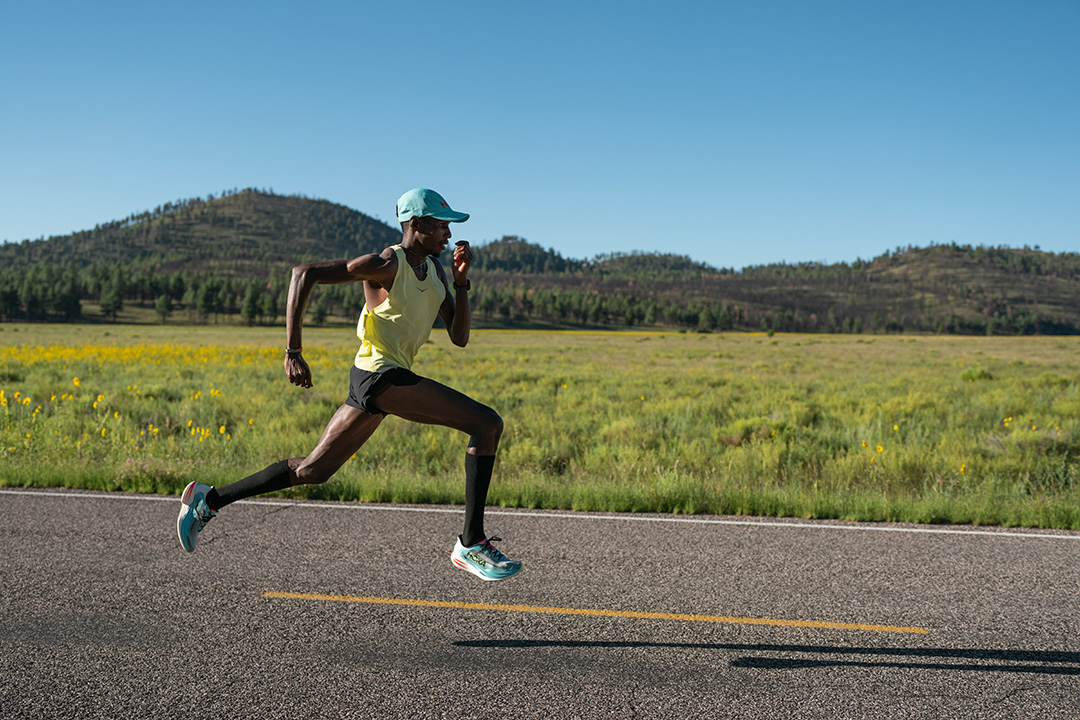 HOKA＜ホカ＞から、走りのペースを押し上げるカーボンプレート搭載のスピードモデル「CIELO X1 2.0」が新登場。2月17日より発売開始