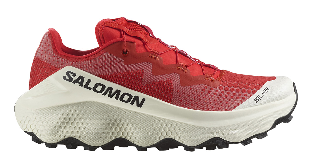 Salomon＜サロモン＞から新作トレイルランニングシューズ「S/LAB ULTRA GLIDE」が登場。独自開発した波状のアウトソールが足への負担を最小限に