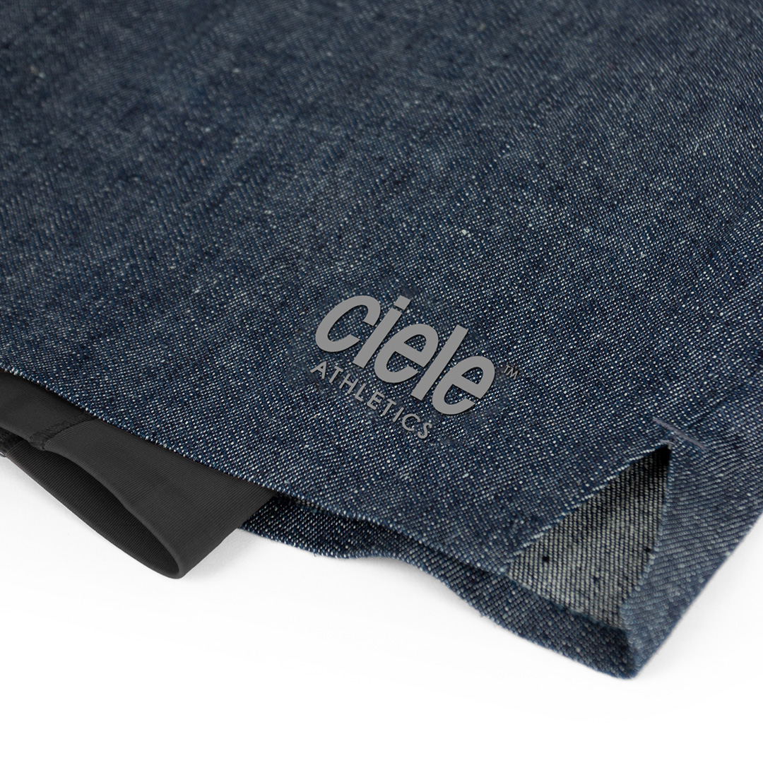 麻＆コットンのブレンドデニムシリーズがCiele Athletics＜シエルアスレチックス＞から登場。日常に溶け込むランニングアパレルとヘッドウェア