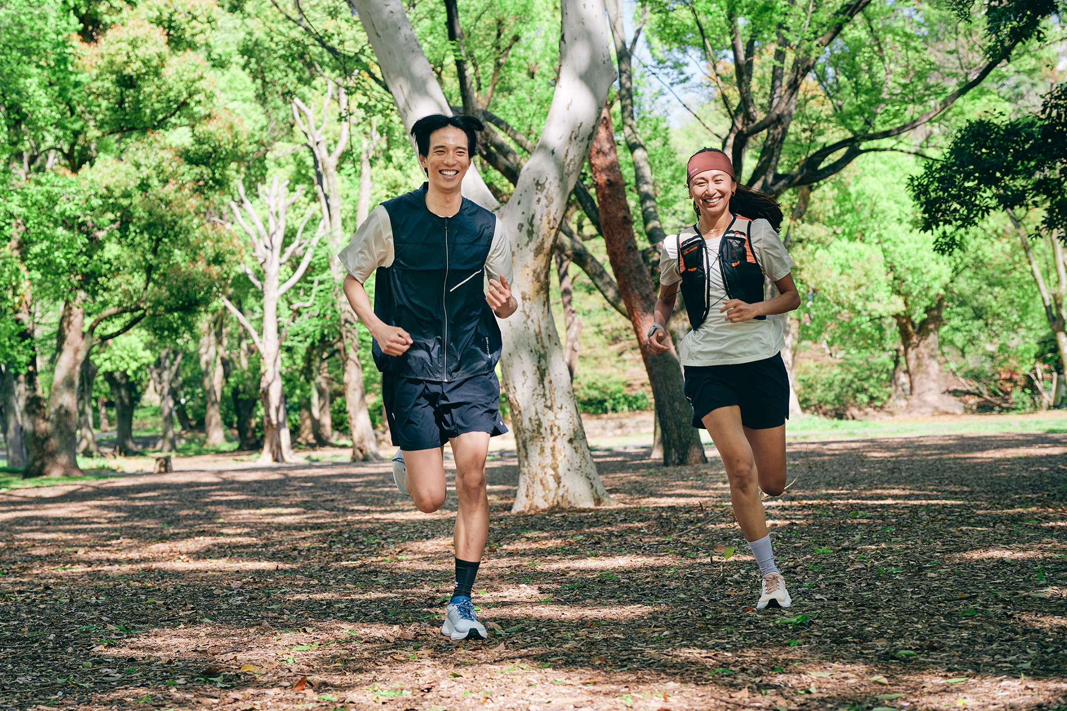 Salomon AERO GLIDE 3 GRVLはロードからトレイルまであらゆるシーンで快適な走り心地！