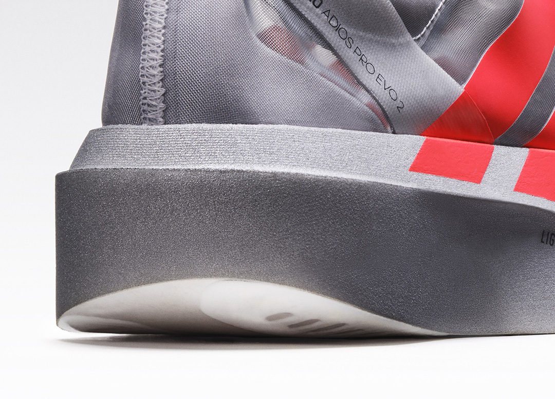 adidas＜アディダス＞から、記録破りのレーシングシューズの第2弾「ADIZERO ADIOS PRO EVO 2」が登場。5月下旬より発売