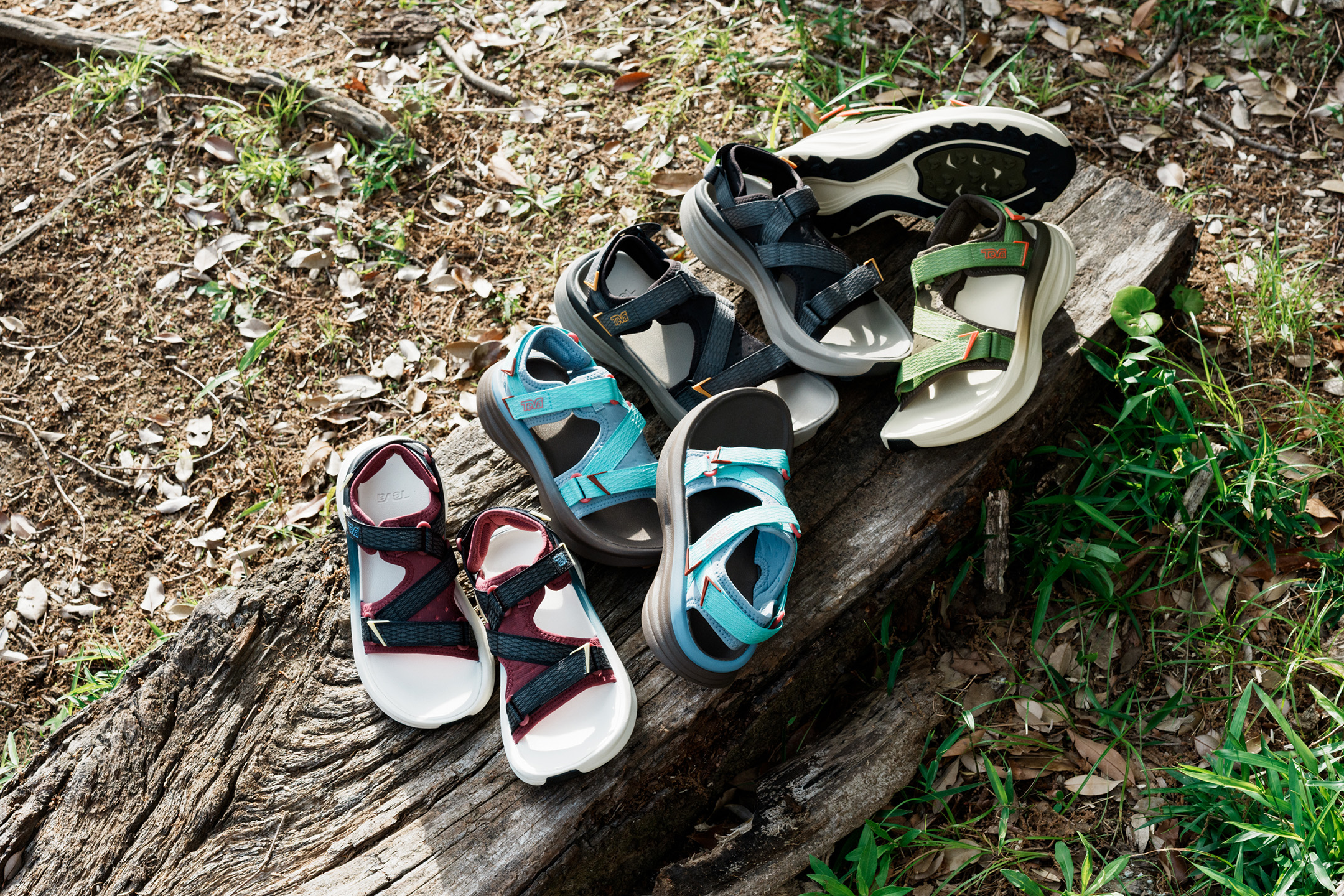 サンダルでRoad to TrailをFUN RUN！ Teva＜テバ＞の「Aventrail R2T」がこの夏のナチュラルランニングの主役になる