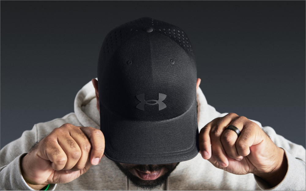 まるで何も被っていないかのような軽量性。UNDER ARMOUR＜アンダーアーマー＞の「UAステルスフォーム アンクラッシャブルキャップ」
