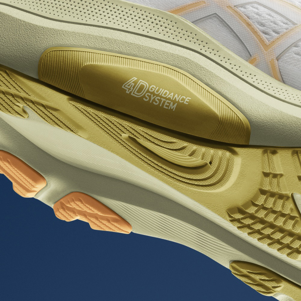 安定性と快適性を追求したASICS＜アシックス＞の「GEL-KAYANO 32」が6月12日より先行発売開始