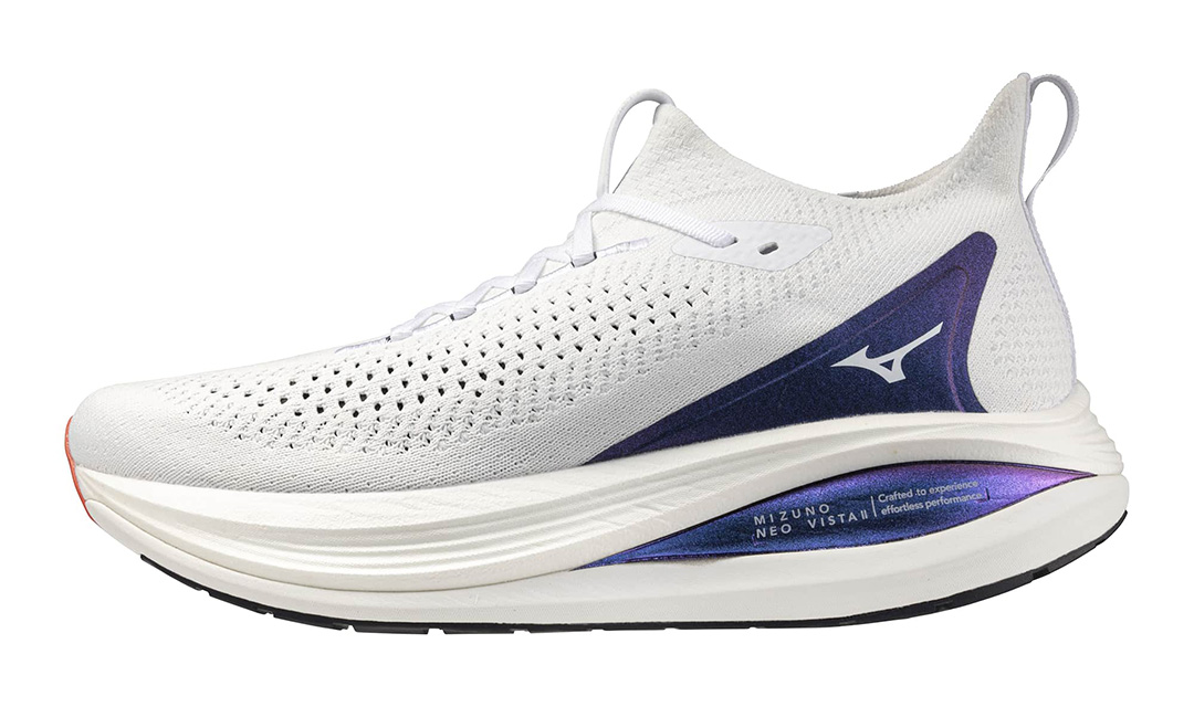 Mizuno＜ミズノ＞から、スーパートレーナーの2代目モデル「MIZUNO NEO VISTA 2」が登場。6月20日より発売開始