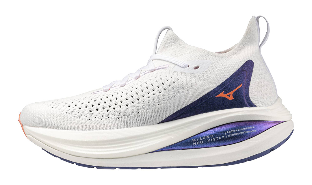 Mizuno＜ミズノ＞から、スーパートレーナーの2代目モデル「MIZUNO NEO VISTA 2」が登場。6月20日より発売開始
