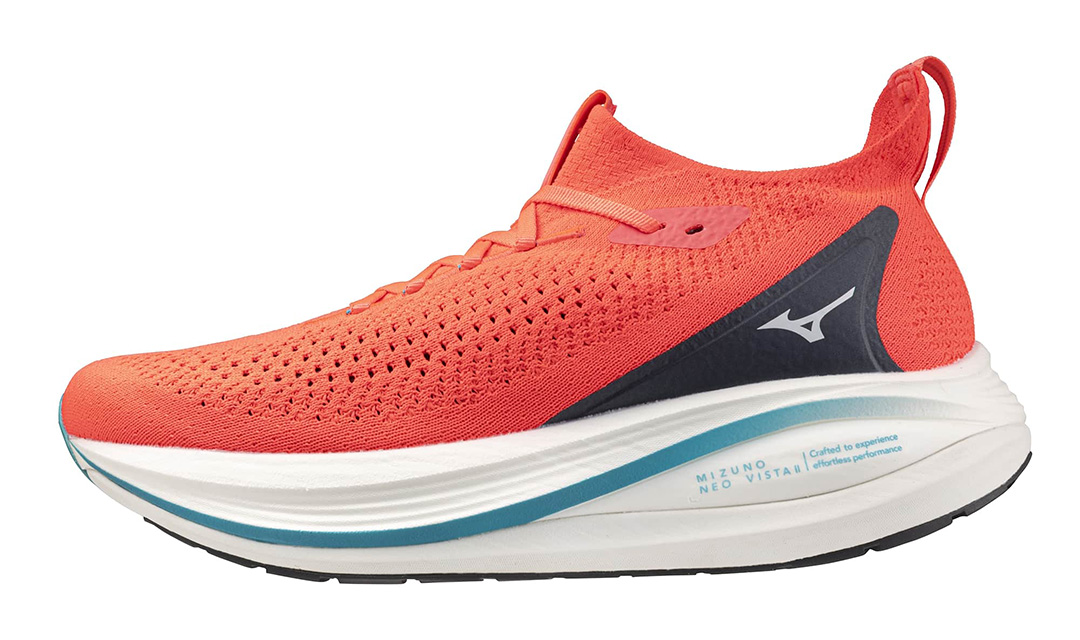 Mizuno＜ミズノ＞から、スーパートレーナーの2代目モデル「MIZUNO NEO VISTA 2」が登場。6月20日より発売開始