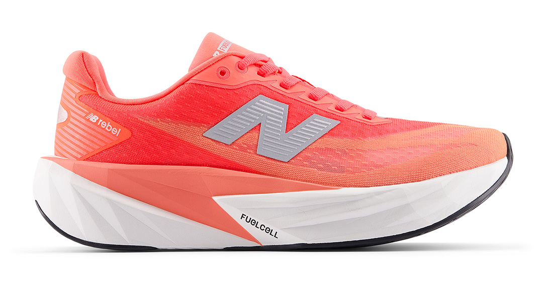 軽量性と反発性が自慢のNew Balance<ニューバランス>のニューモデル、「FuelCell Rebel v5」が7月1日より発売
