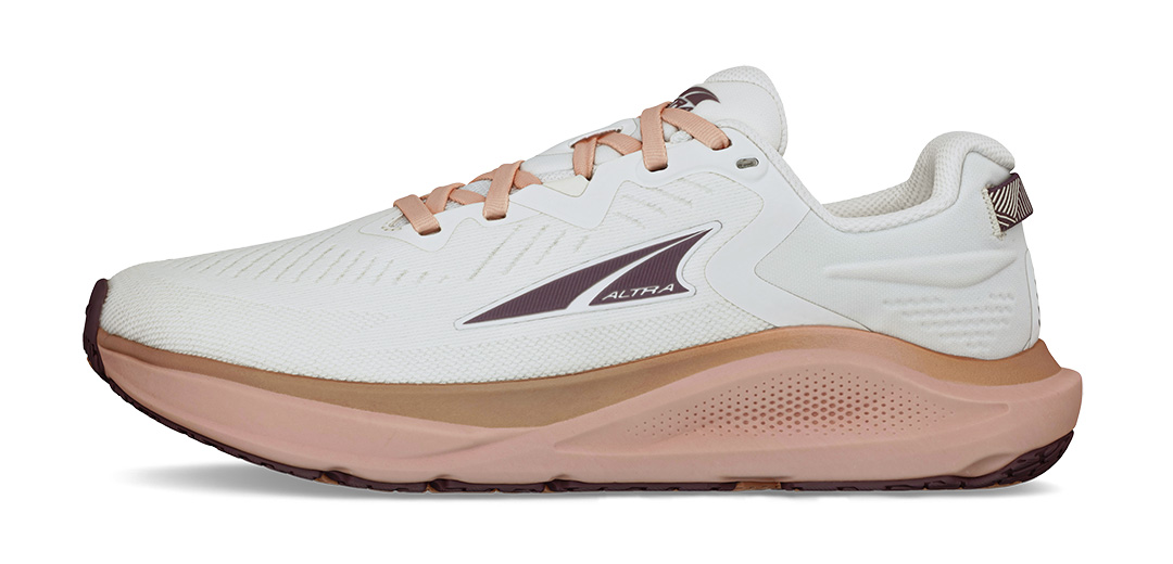 高いクッション性と安定感で人気のALTRA<アルトラ>のロードランニングモデル、「PARADIGM 8」が登場