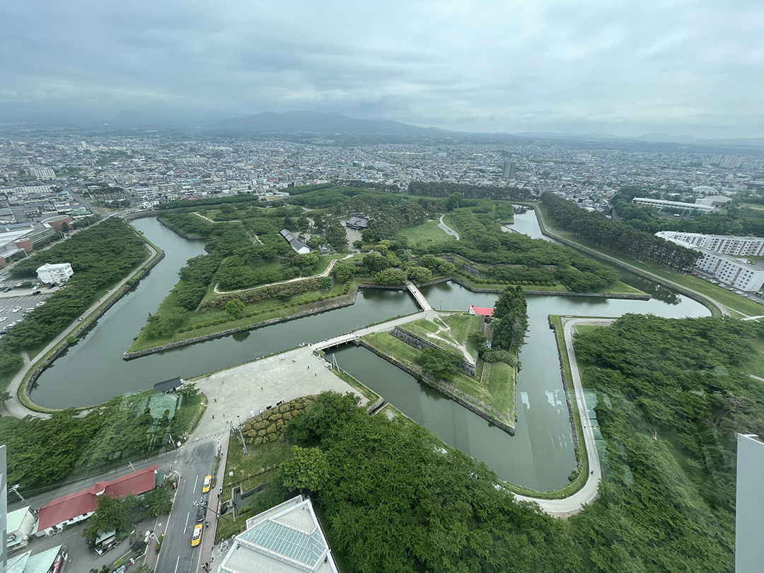 土方歳三、高田屋嘉兵衛、新島襄、そして源義経？ 北海道・函館を歴史散策ラン