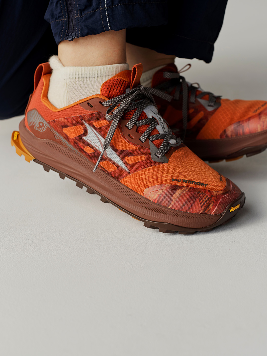 ALTRA＜アルトラ＞×and wander＜アンドワンダー＞のタッグ再び。トレイルシューズのアイコン「LONE PEAK 9+」を大胆に再構築した限定モデルが発売