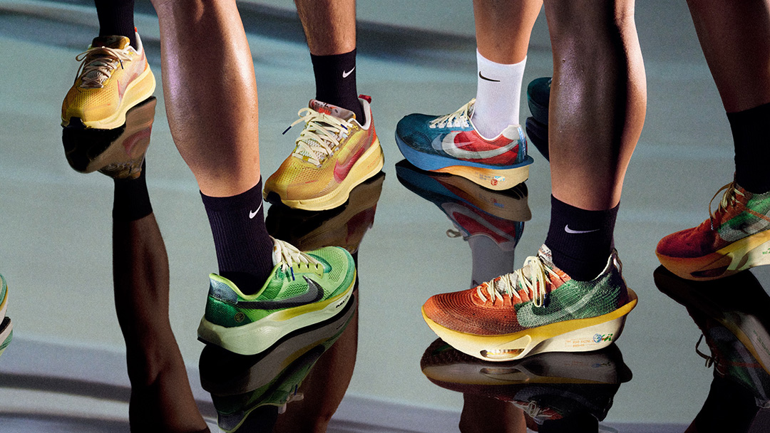 NIKE RUNNING 限定モデル 海外限定 NIKE WMNS AIR FORCE 1 '07 SE PRM 