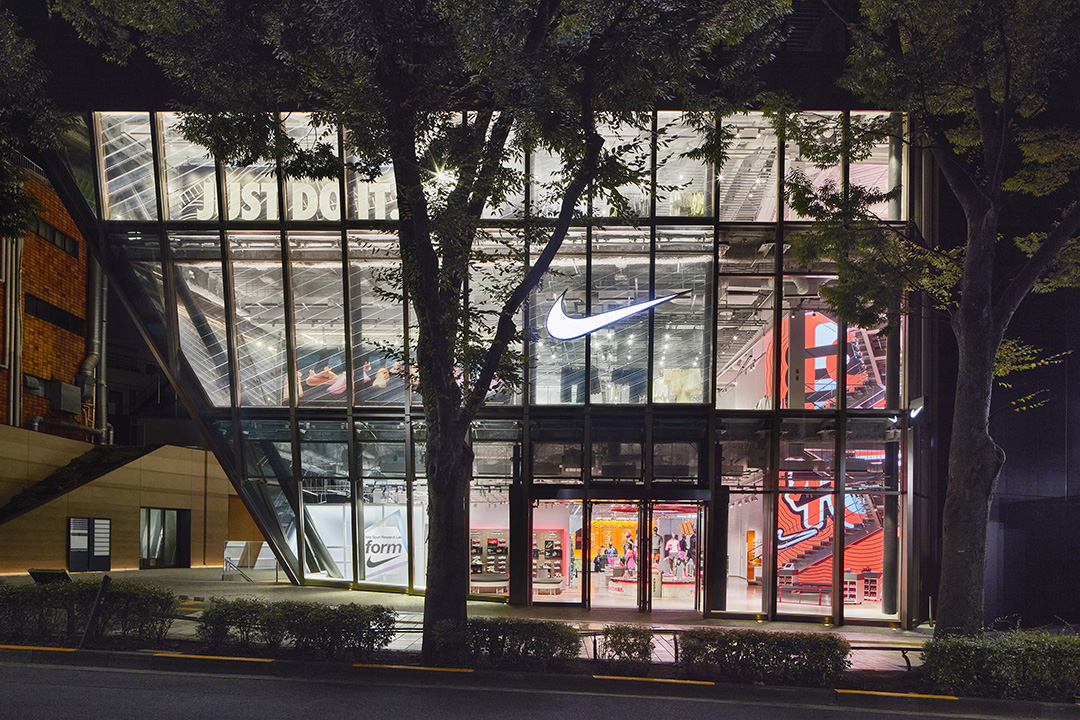 東京・原宿の旗艦店「NIKE HARAJUKU」が9月11日に移転してリニューアルオープン。ランニングの動作分析ツール「NSRL Form」も日本初導入