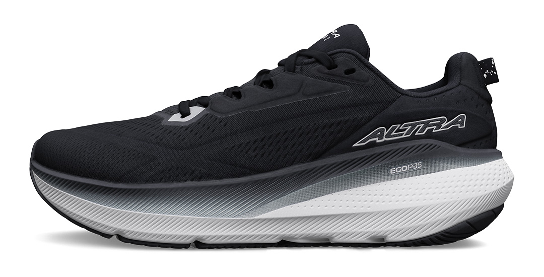 最大級のクッションと快適さが進化。ALTRA<アルトラ>から新ミッドソール搭載の「FWD VIA 2」が登場。10月18日発売