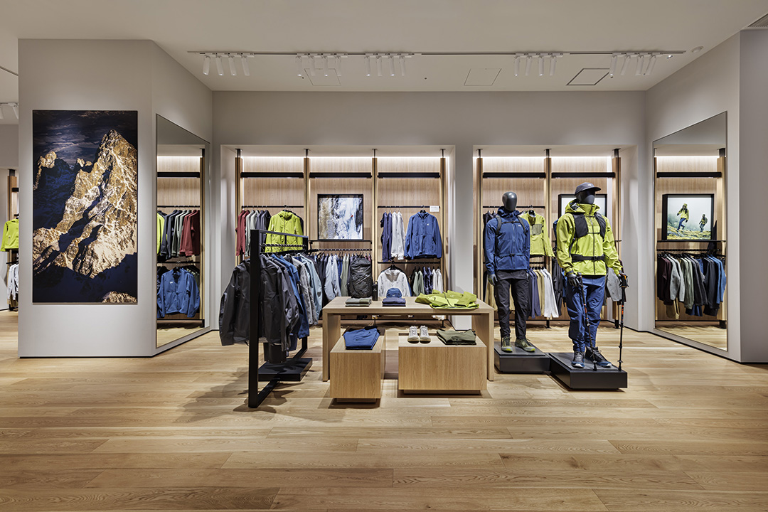 ARC’TERYX＜アークテリクス＞の国内最大・ワンフロア型の旗艦店が池袋に登場。「アークテリクス 池袋東武ブランドストア」がオープン