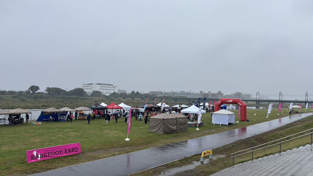 記念すべき第1回、「BAREFOOT EXPO 2025－歩くフェス－」に参加！　その未来を想像してみた