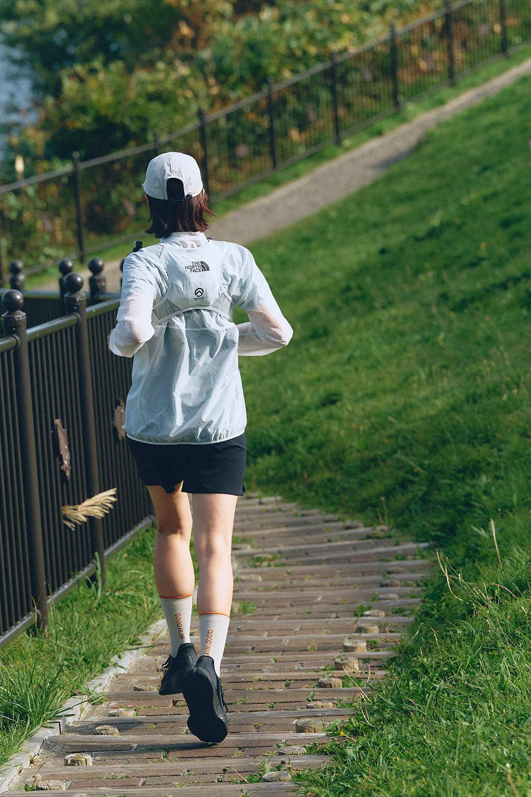 オンロードランニングもTHE NORTH FACEで走る時代が到来 ALTAMESA RDで歴史ある街函館を走った！