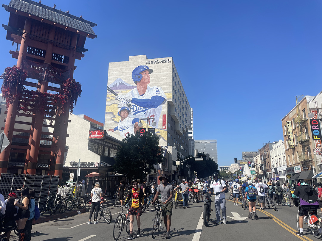 ロサンゼルスのど真ん中を走る—「CycLAVia」体験記