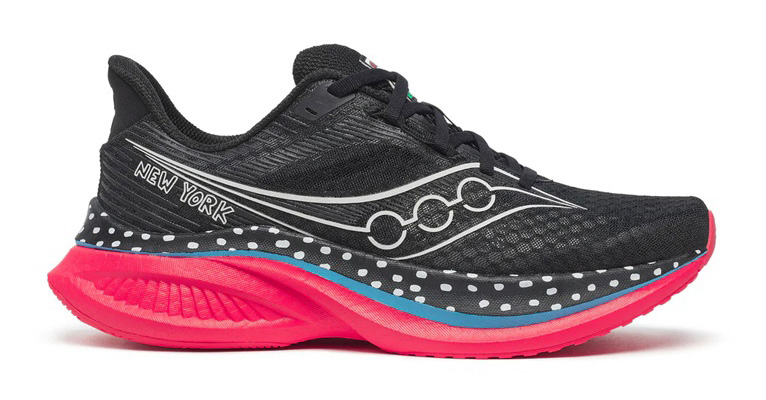 トレーニングからレースまで活躍するSaucony＜サッカニー＞の代表作をアレンジ。キース・へリングコラボレーションが登場