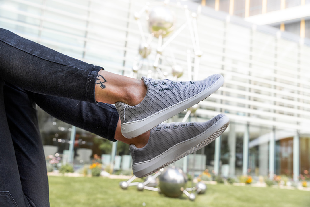 ランナーの普段使いにもピッタリな、チェコ発のプレミアム・ベアフットシューズSKINNERS<スキナーズ>の春夏コレクションが発売