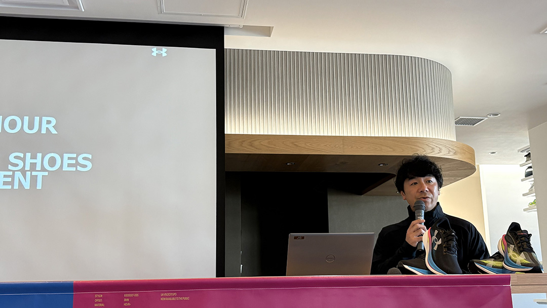 UNDER ARMOUR<アンダーアーマー>の新作をアメリカのアスリートスチューデントが試してみた!