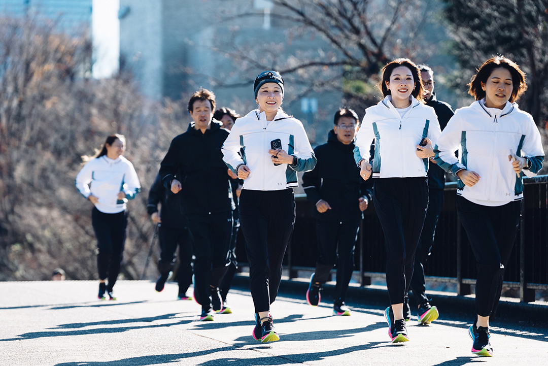 UNDER ARMOUR<アンダーアーマー>の新作をアメリカのアスリートスチューデントが試してみた!