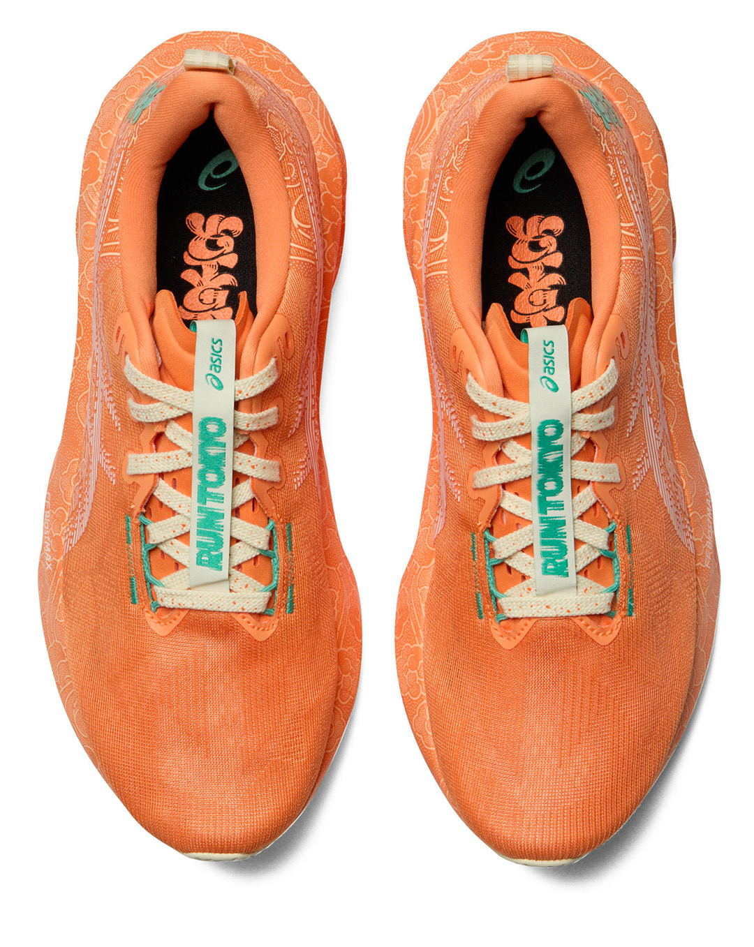 「東京マラソン2026」を記念したASICS＜アシックス＞のランニングシューズ2モデルが発売。「息吹」をモチーフにしたグラフィックを採用