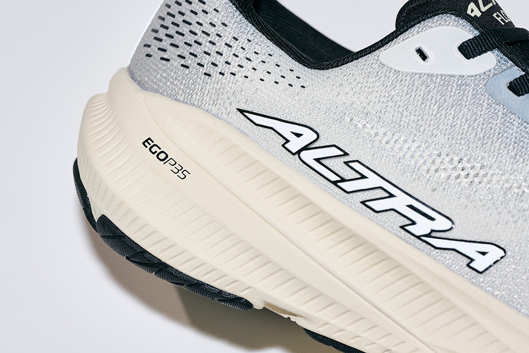 厚底時代だからこそALTRA<アルトラ>でロードもトレイルも自然な走りで駆け抜ける