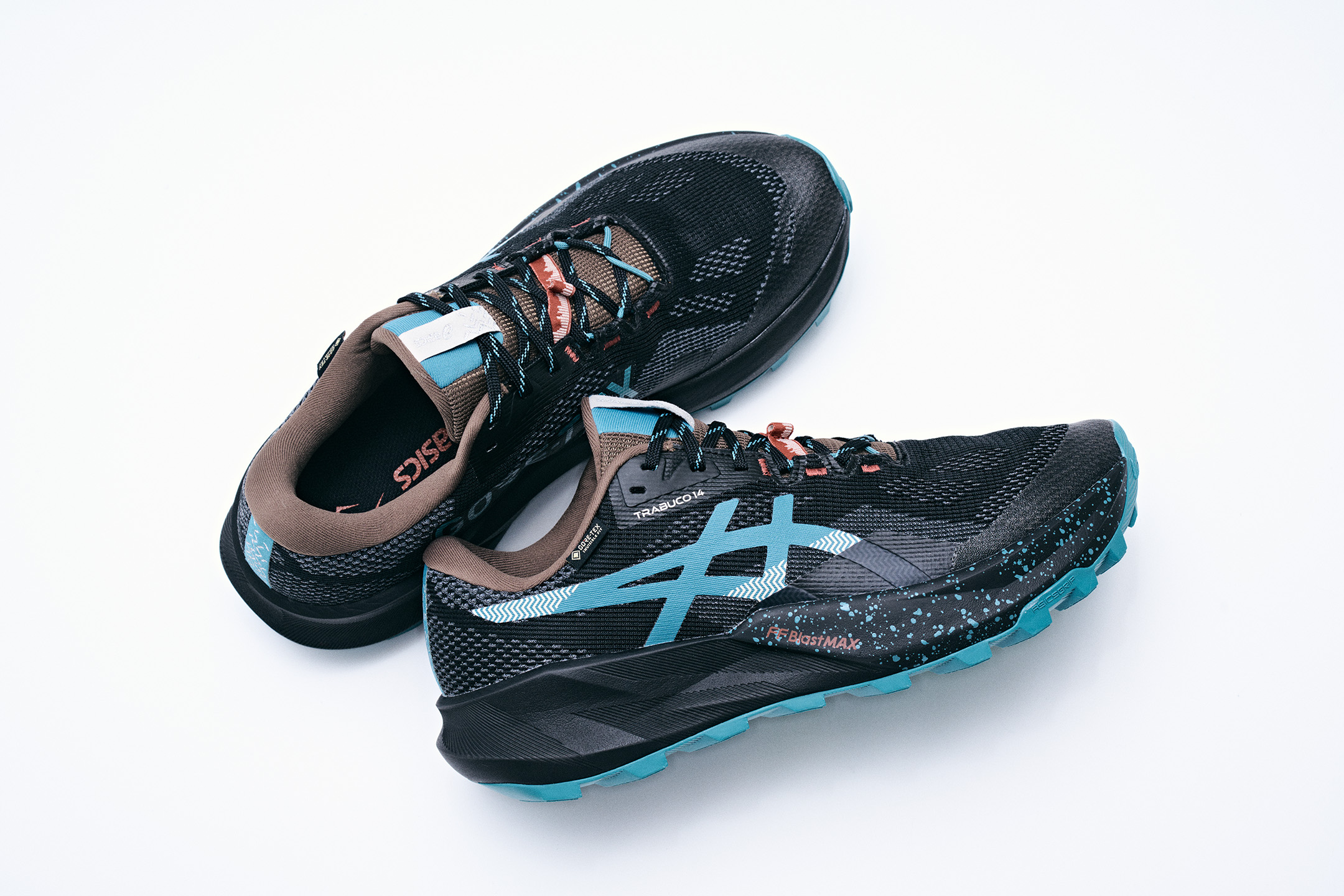 心地好いフィット感と確かな防水性。採用モデルも増加中！GORE-TEX® INVISIBLE FIT FOOTWEAR