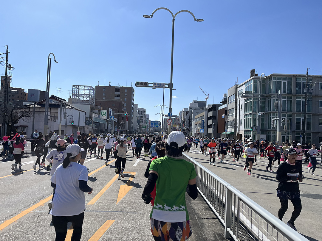 華やかさと挑戦が交差する女性ランナーの祭典!名古屋ウィメンズマラソン2026