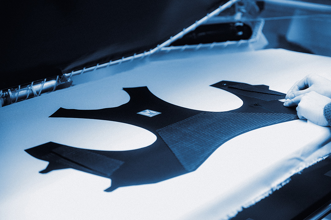 縫い目がなく、わずか110gのMILLET＜ミレー＞のトレイルランニングパック「INTENSE ONE」誕生