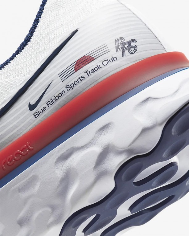 Nike ナイキ の前身にオマージュを捧げる ブルー リボン スポーツ トラッククラブ コレクション が発売 Runners Pulse